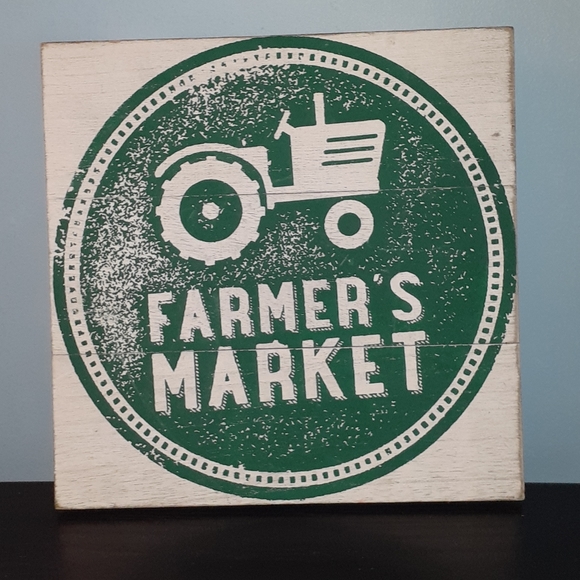 Farmhouse Farmers Market Sign by Giannas Home New - Picture 1 of 3